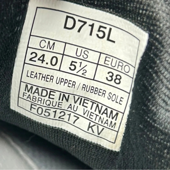 Onitsuka Tiger Asics Lawnship 2.0  Black Lace Up Sneaker - Picture 9 of 9